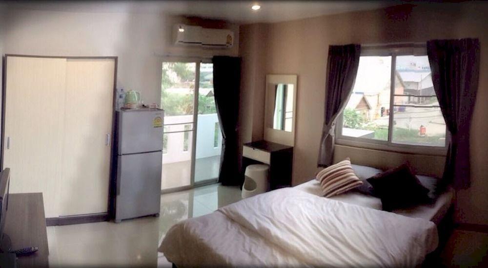 At Ease Residencia Suvarnabhumi Bang Phli Exterior foto