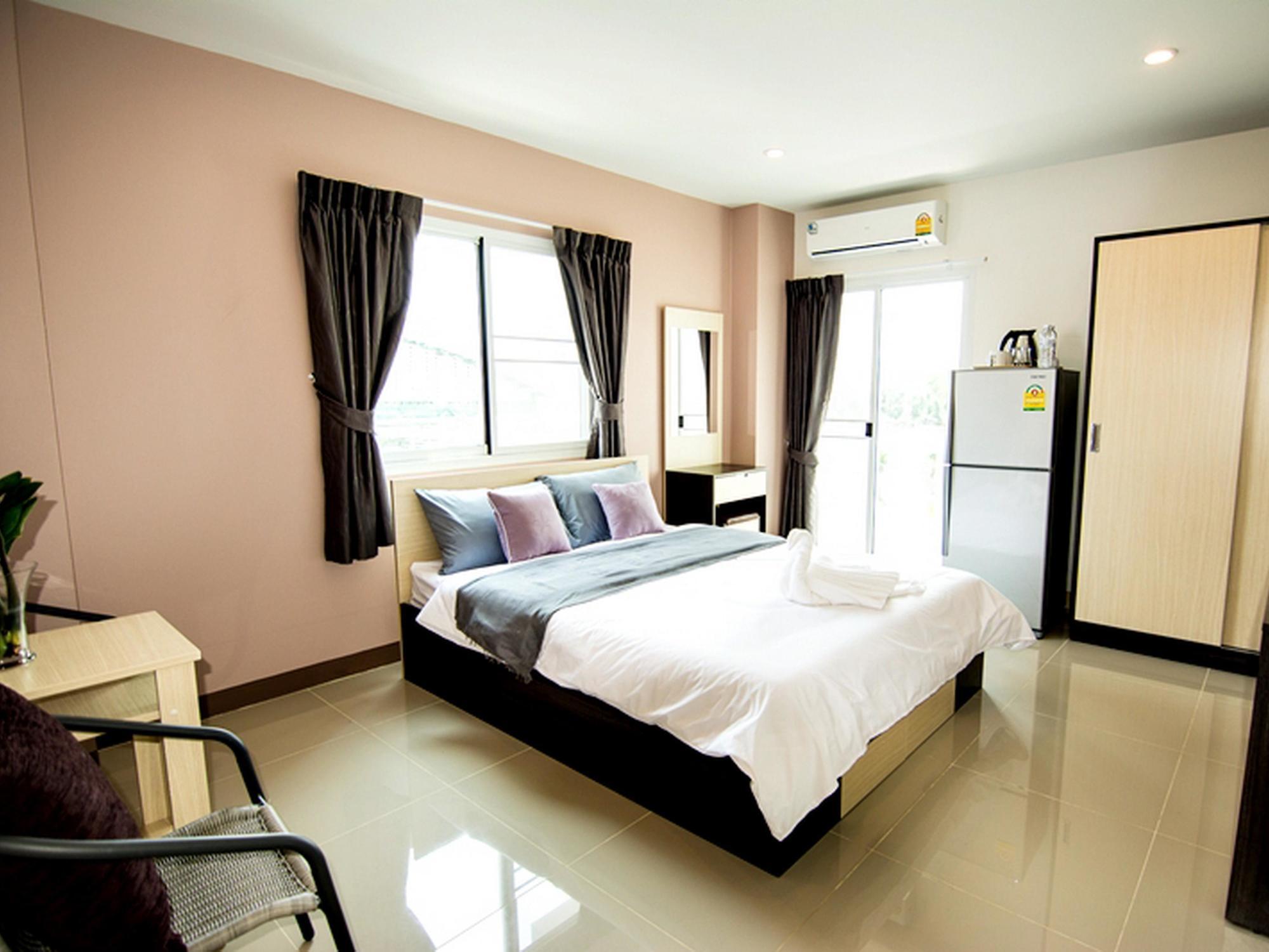 At Ease Residencia Suvarnabhumi Bang Phli Exterior foto